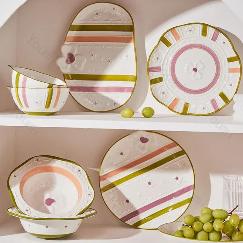 Изысканные рельефные керамические тарелки, симпатичные нестандартные салатницы, десертные миски, бытовые изысканные блюда, тарелка для стейка, уникальная столовая посуда