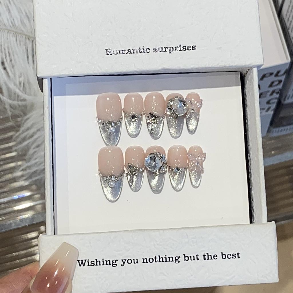 Ice-transparent Blue Side Light French Cat Eye Broken Diamond Butterfly Blue Pole Star Removable Wearable Armor