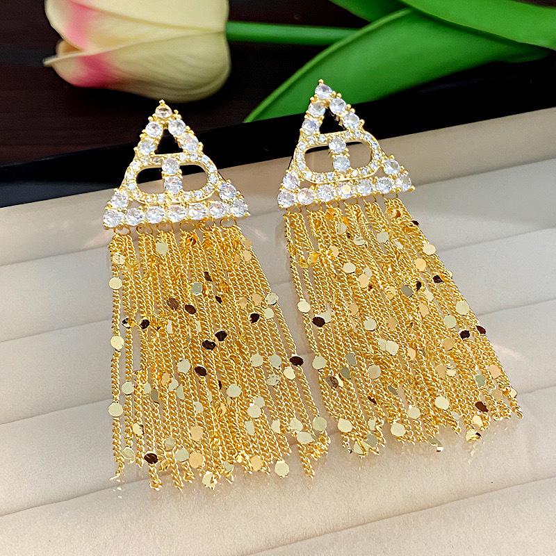 Элегантные треугольные серьги-кисточки с цирконами и пайетками — роскошные ювелирные украшения для женщин