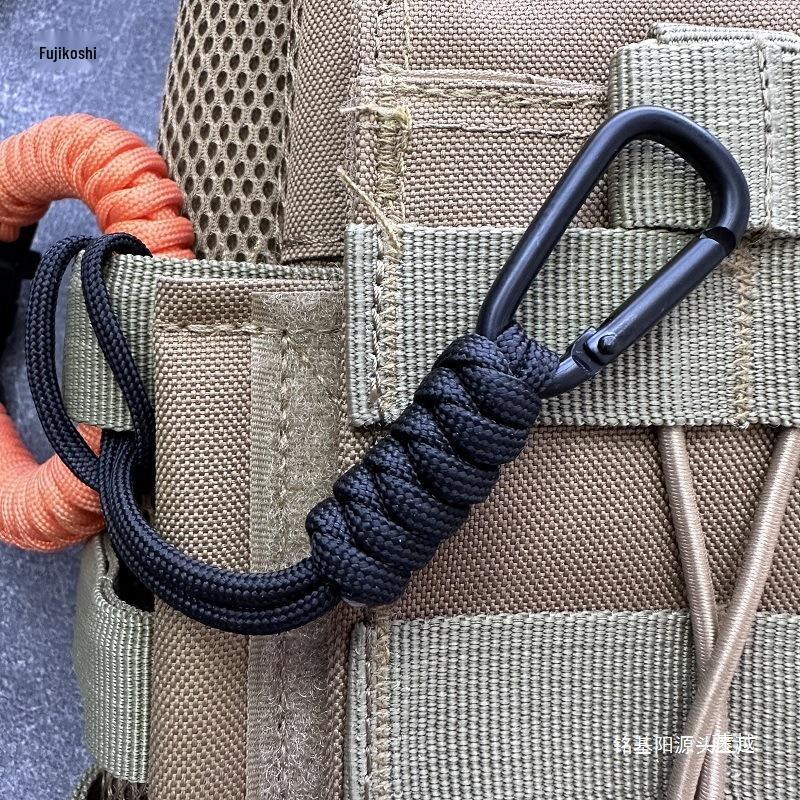 Ручная плетёная брелок-паракорд с металлическим карабином