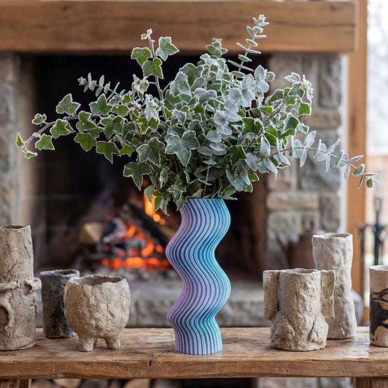 3D Printed Striped Vase Aesthetic Irregular Curved Flower Vessel Modern Decor for Home Bar Counter Display Party Gift