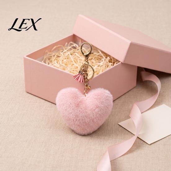 Plush Love Keychain Heart for Backpack, Fuzzy Keyring Decorative Bag Charm, Women Girls Handbags Accessory