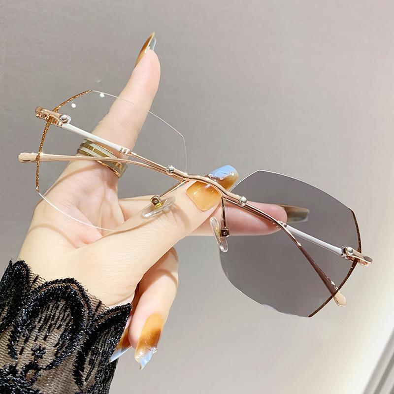 Высококлассные безрамочные очки для близорукости с изменяющим цвет анти-синим светом, чрезвычайно яркие 9908