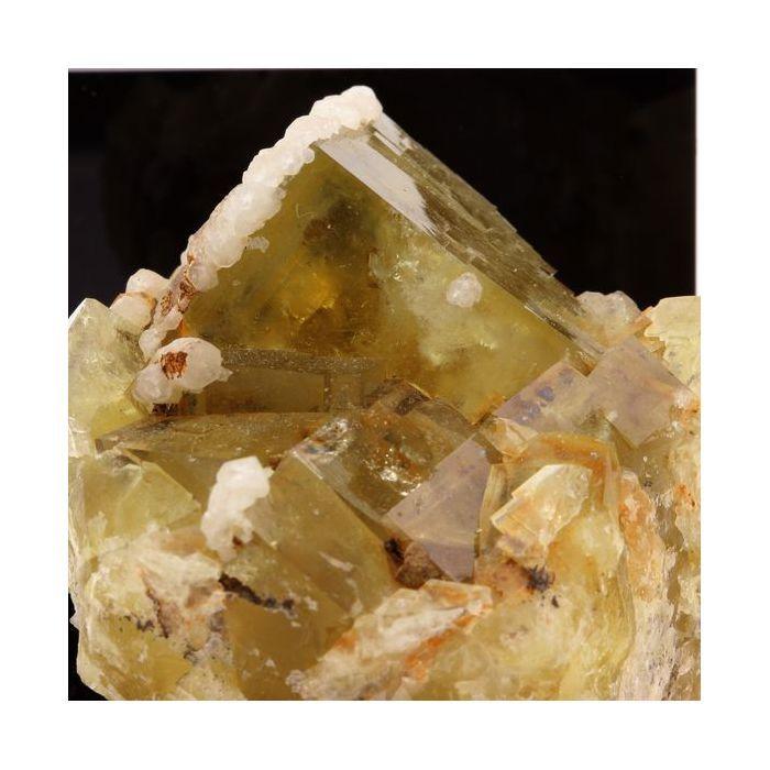 Fluorite, Calcite 728.6 carats