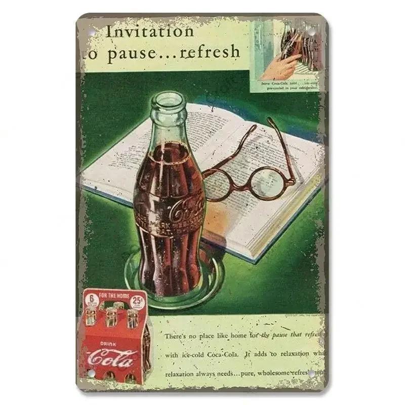 Жестяные знаки Винтажный постер с безалкогольными напитками Cola Металлические девушки пьют бутылки Cola Металлическая пластина Настенная декорация для бара, паба, клуба, ресторана