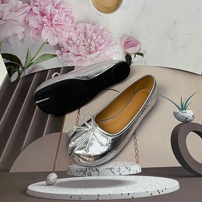 Fashion Female Butterfly-Knot Footwear Flats Slip On Shoes For Women 2025 New Summer Spring Fashion Strange Toe Ladies Flats With Shoes