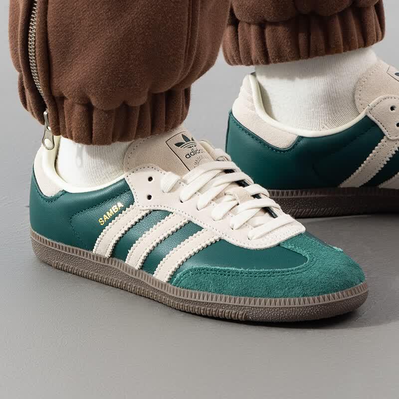 adidas Унисекс повседневные кроссовки JI3215