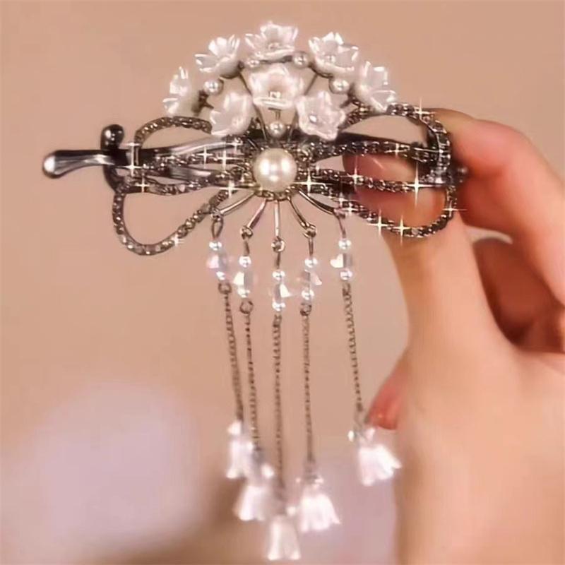 Vintage Ladies Butterfly Chain Tassel Hair Clips Korean Twist Clip Crab Women Hair Accessories Headwear