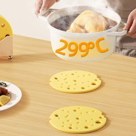 Silicone Trivet Heat Resistant Pot Holder for Hot Pans Casseroles Non-Slip Dishwasher Safe Decorative Kitchen Mat