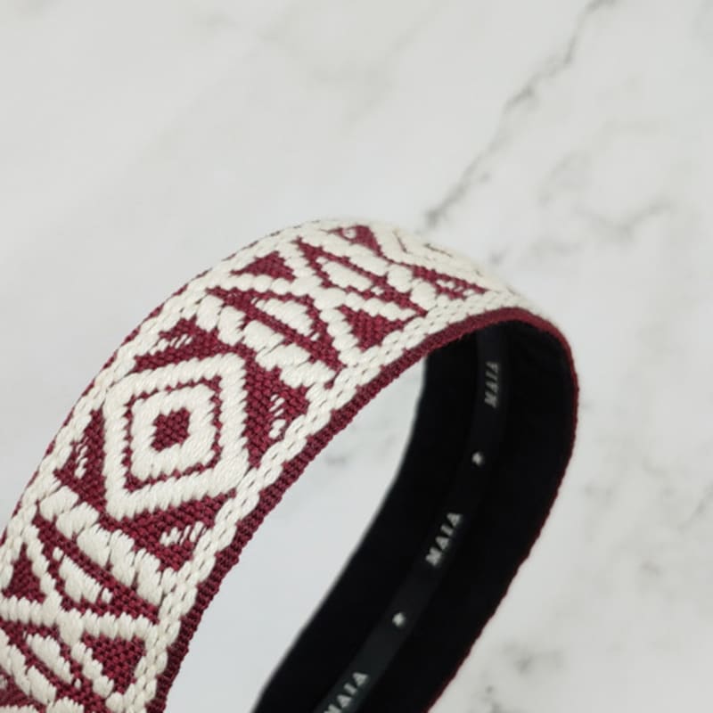 МАЙЯ Повязка на голову с геометрическим узором - Винный