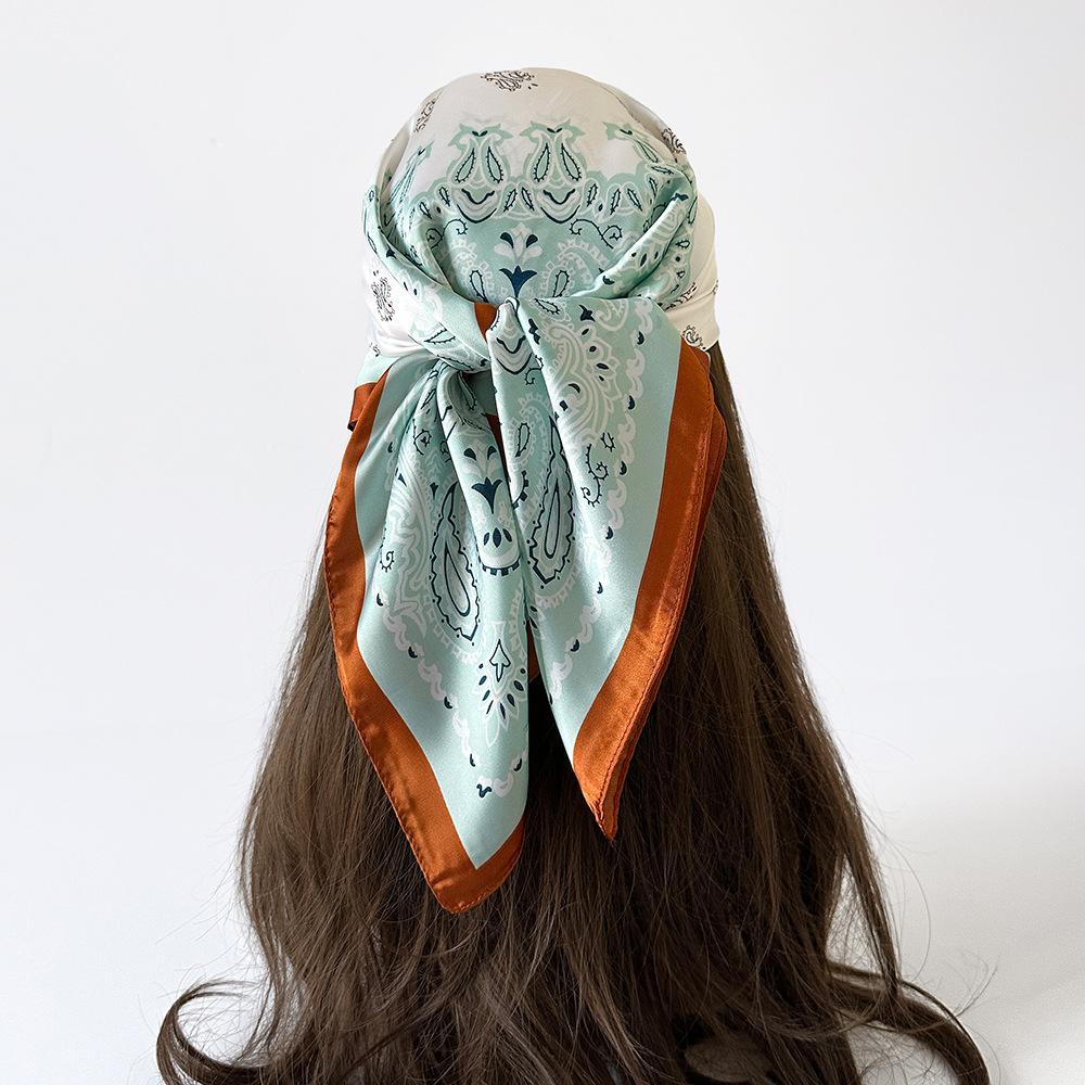 Black and white cashew floral silk scarves wholesale hot-selling, 71cm headscarves, headscarves, square scarves for women, summer thin scarves