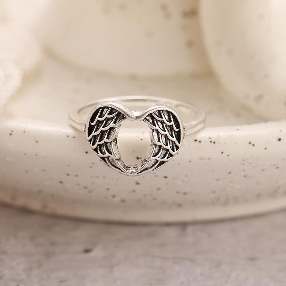 Кольцо для женщин и девочек Любовь Бабочка Череп Модные мужские украшения Винтаж Древнее серебро Цвет Панк Хип-Хоп Регулируемый Бохо