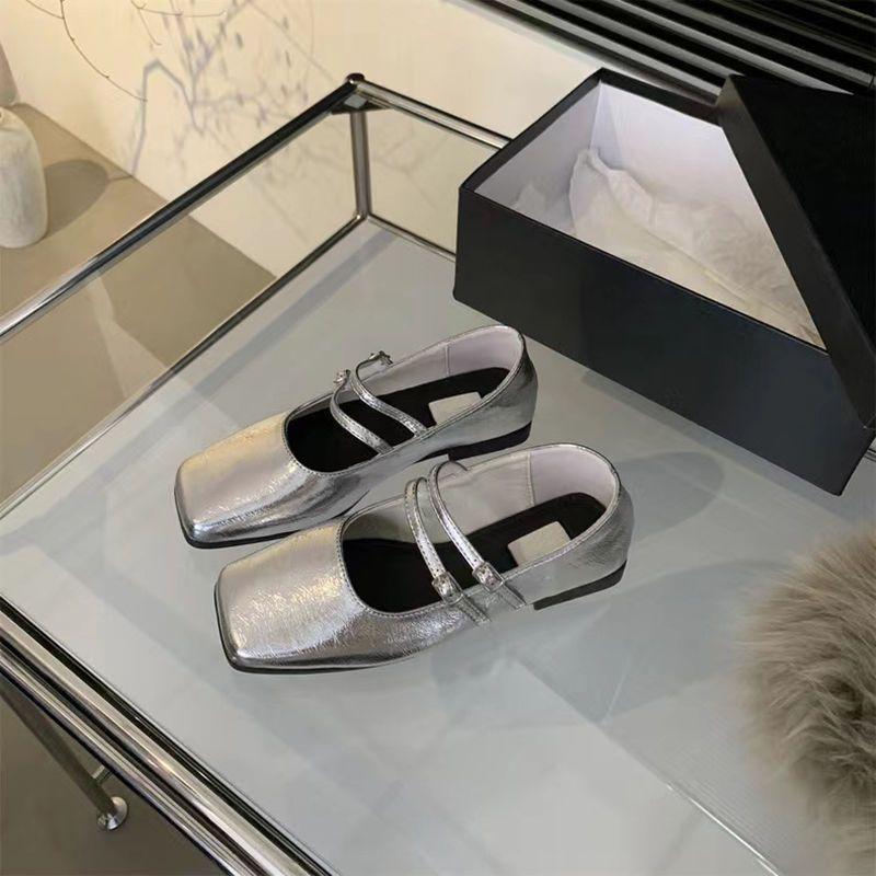 Ретро французские женские туфли неглубокие одинарные туфли женская весна 2024 взрыв корейская версия французского темперамента женские туфли Мэри Джейн на низком каблуке