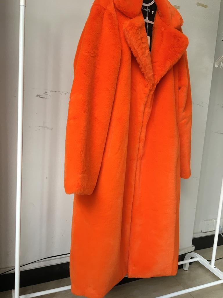 Плюшевые зимние пальто женские длинные лацканы искусственный мех куртка пушистая роскошная искусственный мех куртка Тедди женский искусственный натуральный мех пальто женские 2024 новинка в верхней одежде