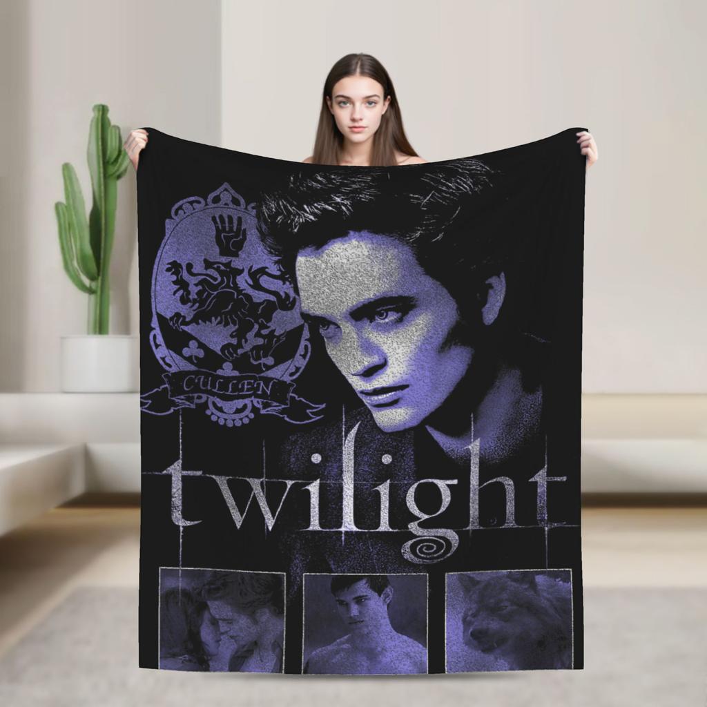 Twilight Saga Jacob Wolf Moon Loca Velvet Throw Fashion Blankets Retro Movie for Home Knitted Fashion Blanket Car Lightweight Portable Quilt