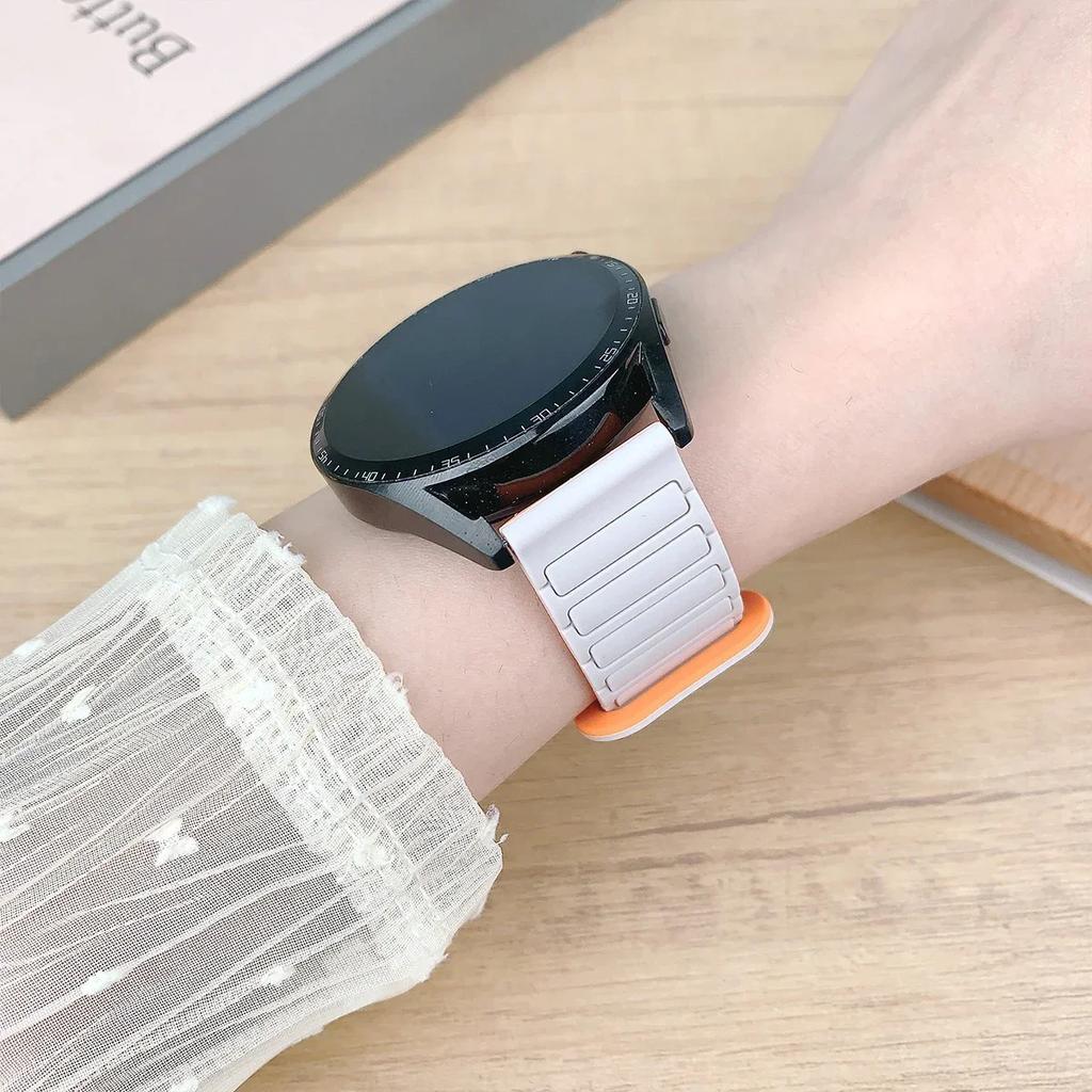 18mm 20mm 22mm Magnetic Band for Samsung Galaxy Watch 7 6 5 4 40mm 44mm 5Pro 6Classic Silicone Strap for Huawei Watch GT5 GT5 Pro 46mm Xiaomi