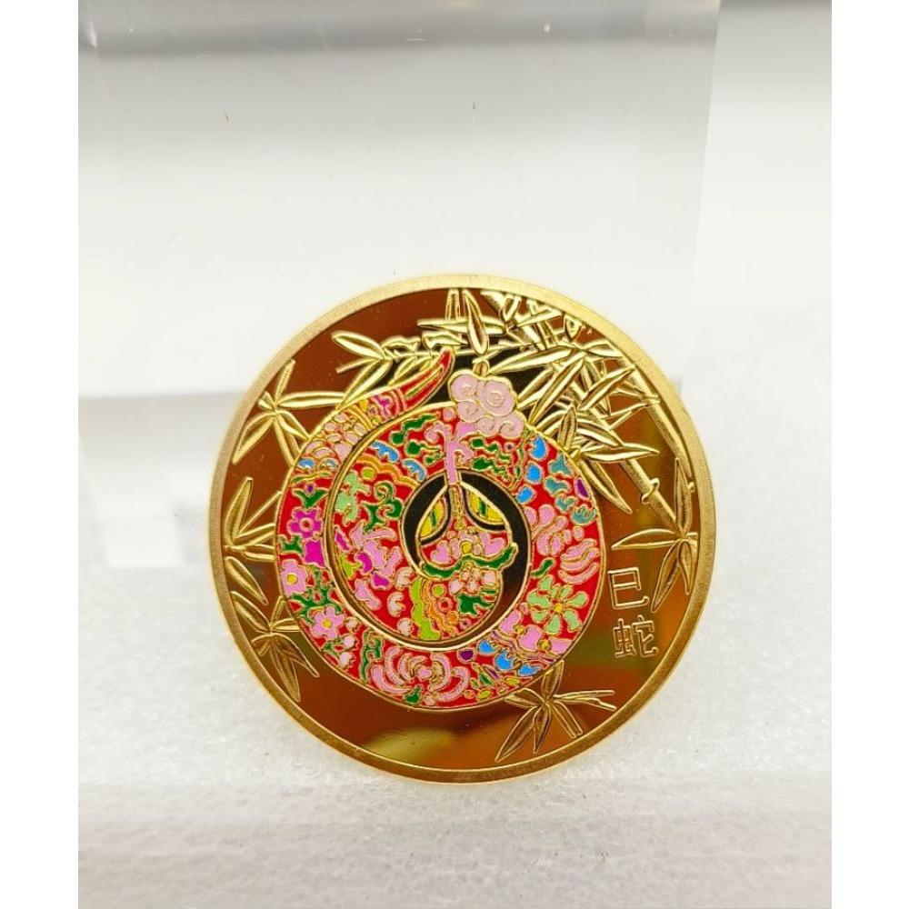 Двенадцать знаков зодиака, Цветные памятные медали, Красная подарочная коробка, Креативные монеты для двенадцати знаков зодиака, Подарки, Рождественский подарок, Наполнители для чулка