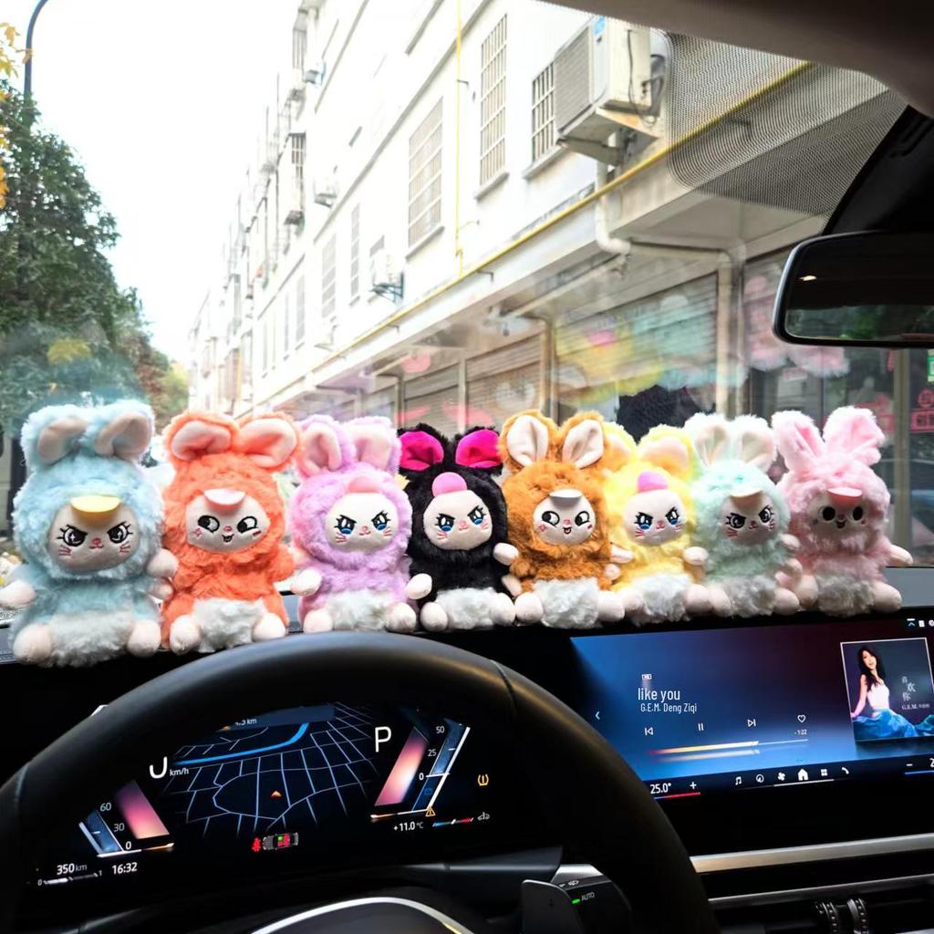 Dreamy Elf Bunny Keychain: Trendy Plush Pendant Toy