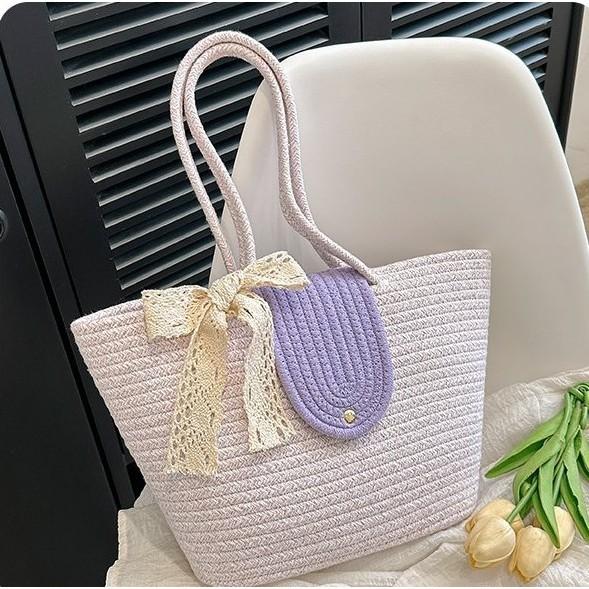 Elegant Woven Tote Bag Trendy Bucket Shape Handbag For Beach Or Vacation Use
