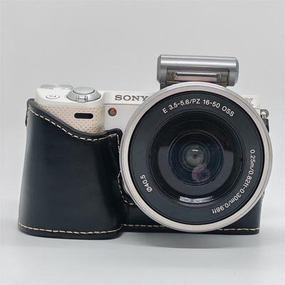 Кожаный получехол для камеры Sony NEX5 NEX-5 NEX5R NEX-5R NEX5T NEX-5T с отверстием для батареи, нижняя крышка