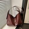 Womens Fashion Pu Shoulder Bag With Zipper Closure And Inner Phone Pocket For Casual Wear
