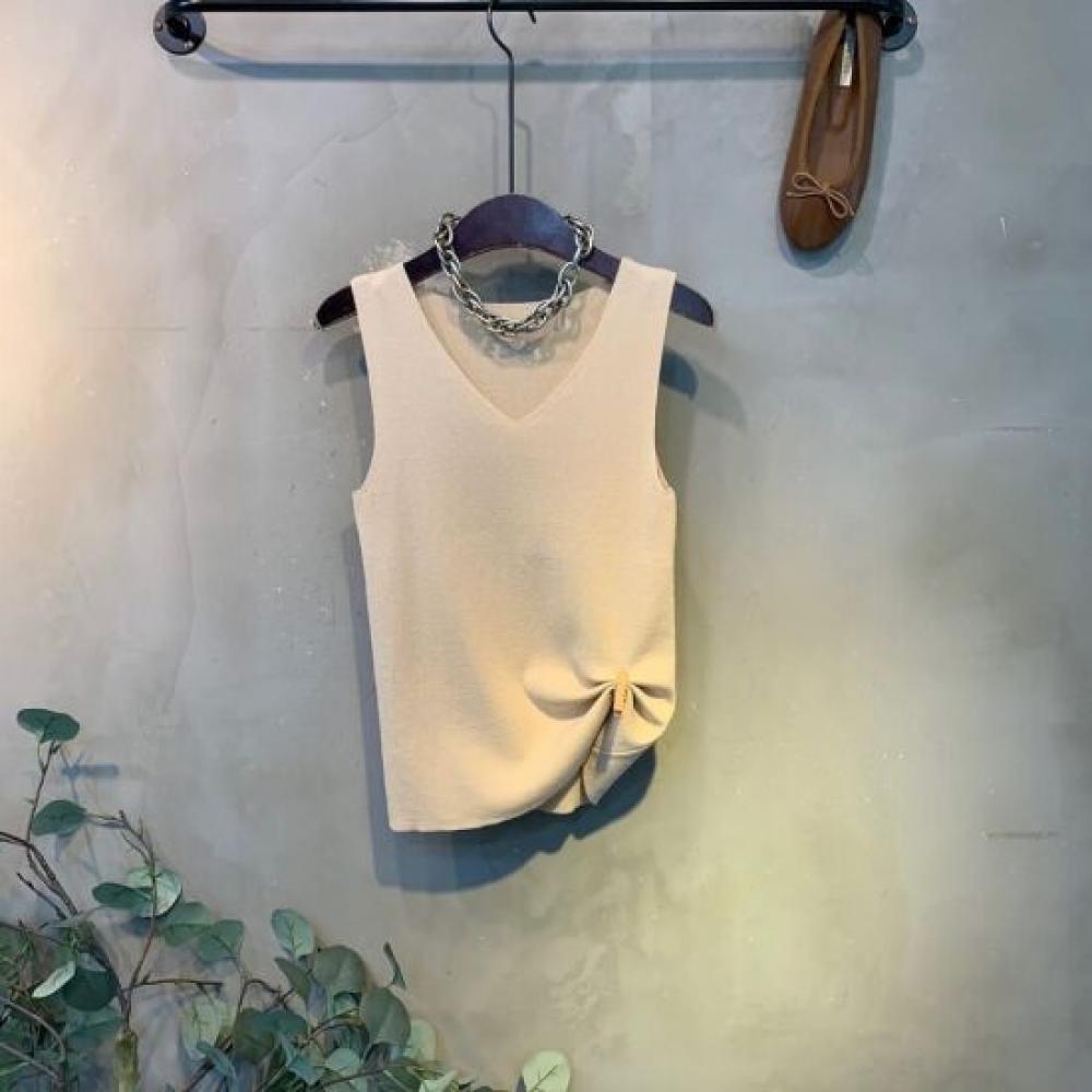 C S In The Room Keddy V neCk Solid SleeVeleSS Knit 4 ColorS