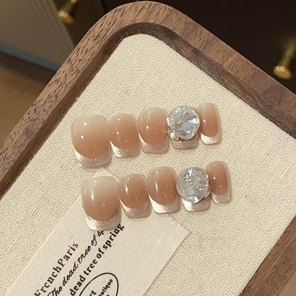 Daily Simple Handmade Fine Flash Cat Eyes French Stacked Square Diamond Satin French Wearable Armor