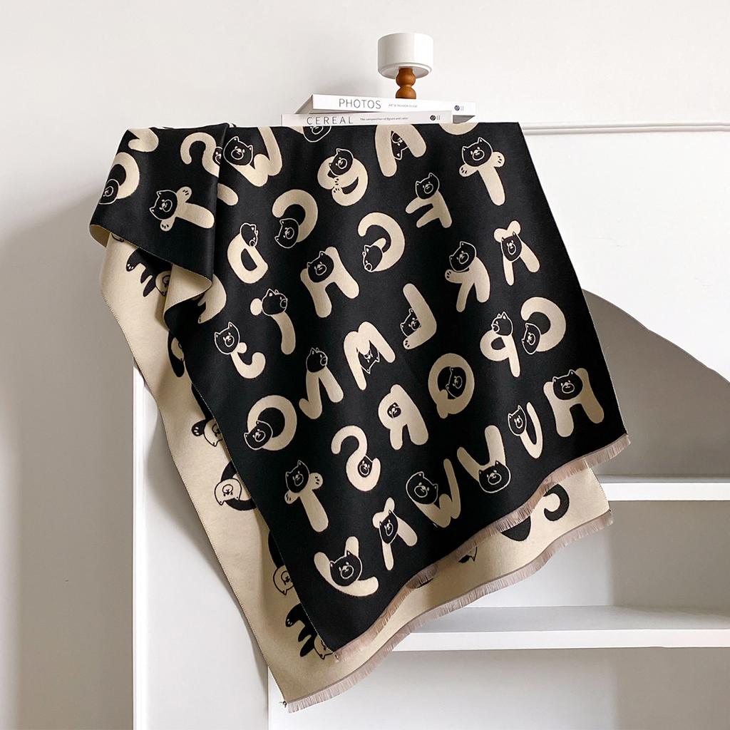 Art English Letters Autumn And Winter High-End Temperament Scarf Warm Simple Shawl