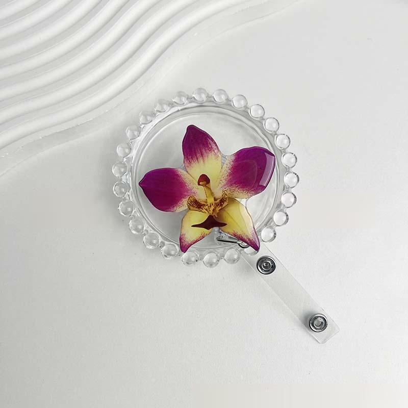 1 шт. Рабочий сертификат Выдвижной и вытягиваемый Держатель для удостоверения личности с орхидеей Зажим Катушка для значка с удостоверением личности из акриловой смолы для женщин