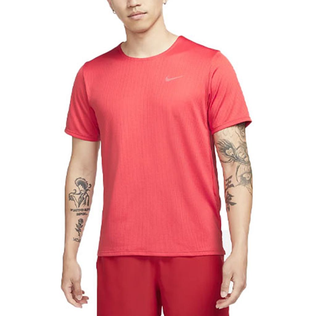 Nike Dri-Fit Wild Run быстросохнущая дышащая беговая футболка мужская красная DD5356-605