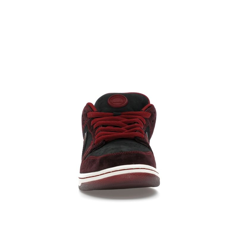 RIOT Skateshop X Nike Dunk Low Pro SB QS Mahogany Dark Beetroot Men Sneakers Red Team-Red Sail FZ1289-200