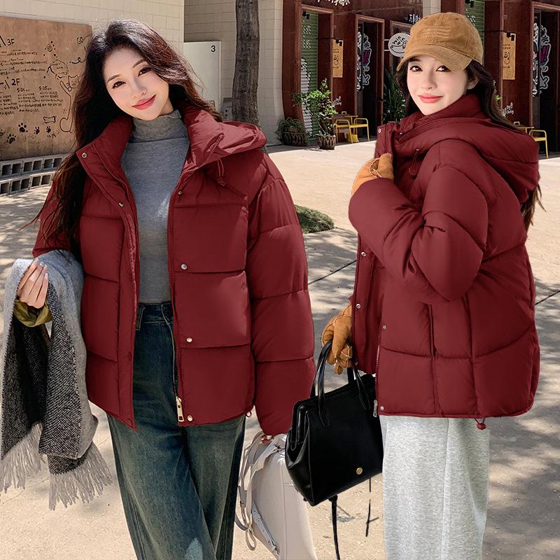 Зимняя новинка 2025 года, короткие универсальные модные свободные женские куртки с хлопковой подкладкой в корейском стиле с капюшоном, тонкие куртки с хлопковой подкладкой