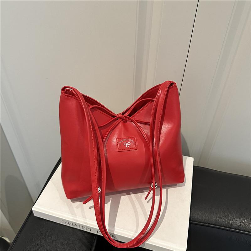 Retro Simple Red Underarm Bag Women's Summer Niche Design Versatile Casual Commuting Shoulder Handbag