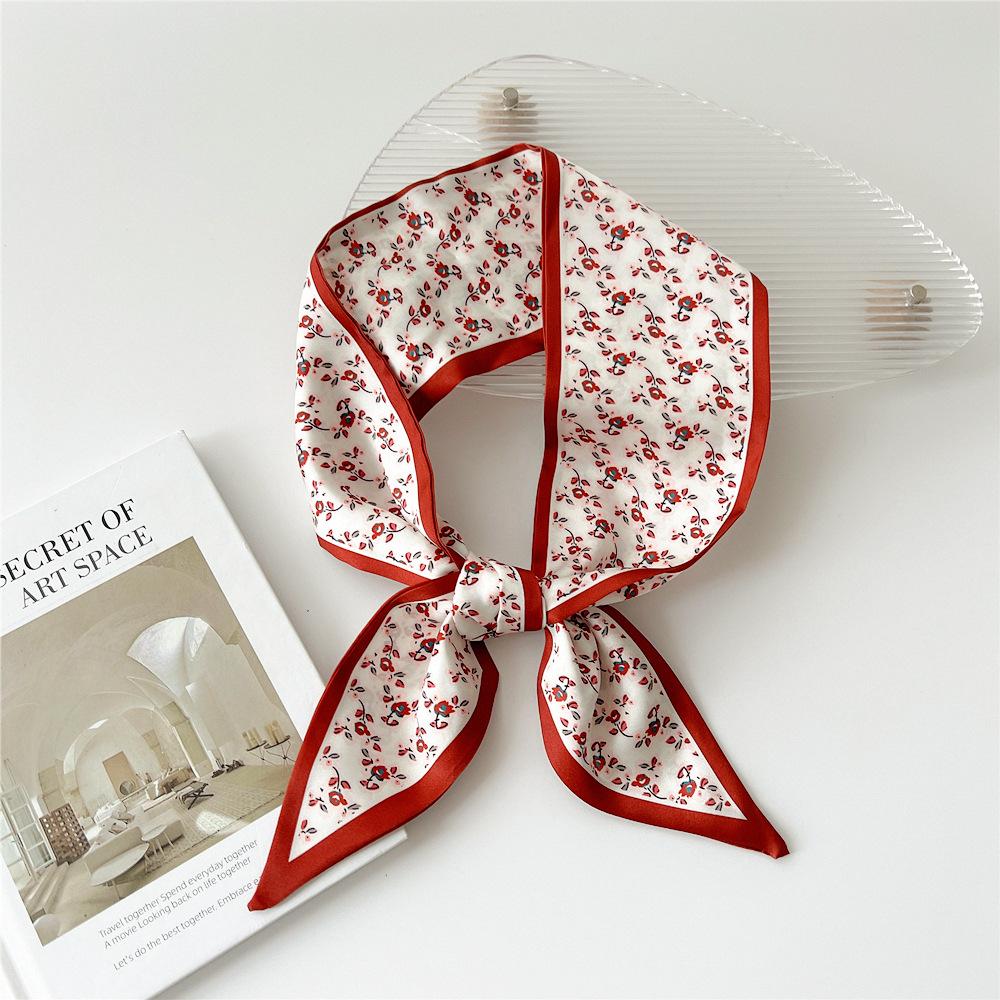 Новые шарфы Шелковые шарфы Женские весенние и осенние длинные декоративные профессиональные шарфы Летние тонкие стили в сочетании с рубашками Стильные