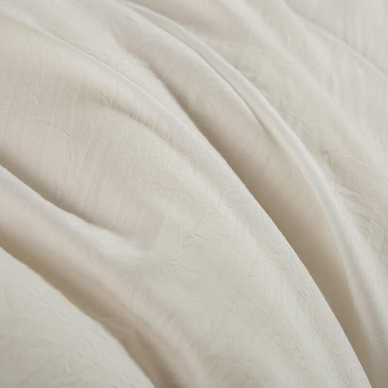 Playboy All-Season Washed Cotton Quilt