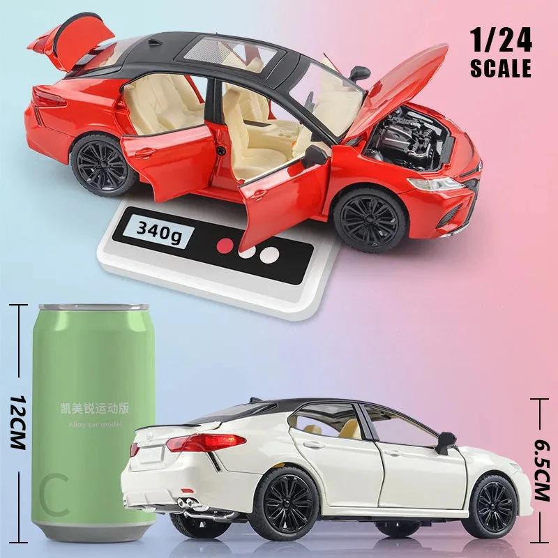 1/24 Scale Toyota Camry Alloy Car Model Light Sound Effect Diecast Car Toys for Boys Birthday Gift Kids Toys Car Collection