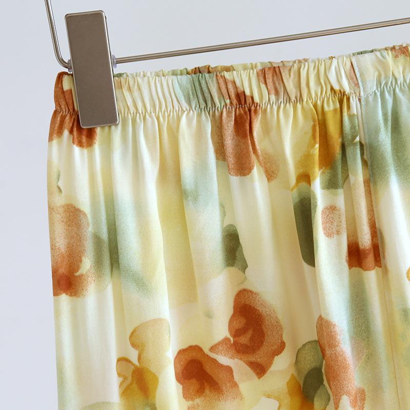 2026 Новый летний женский пижамный комплект, вискозное волокно, шорты с коротким рукавом, комплект из двух предметов, тонкая домашняя ярость с крупным цветочным принтом