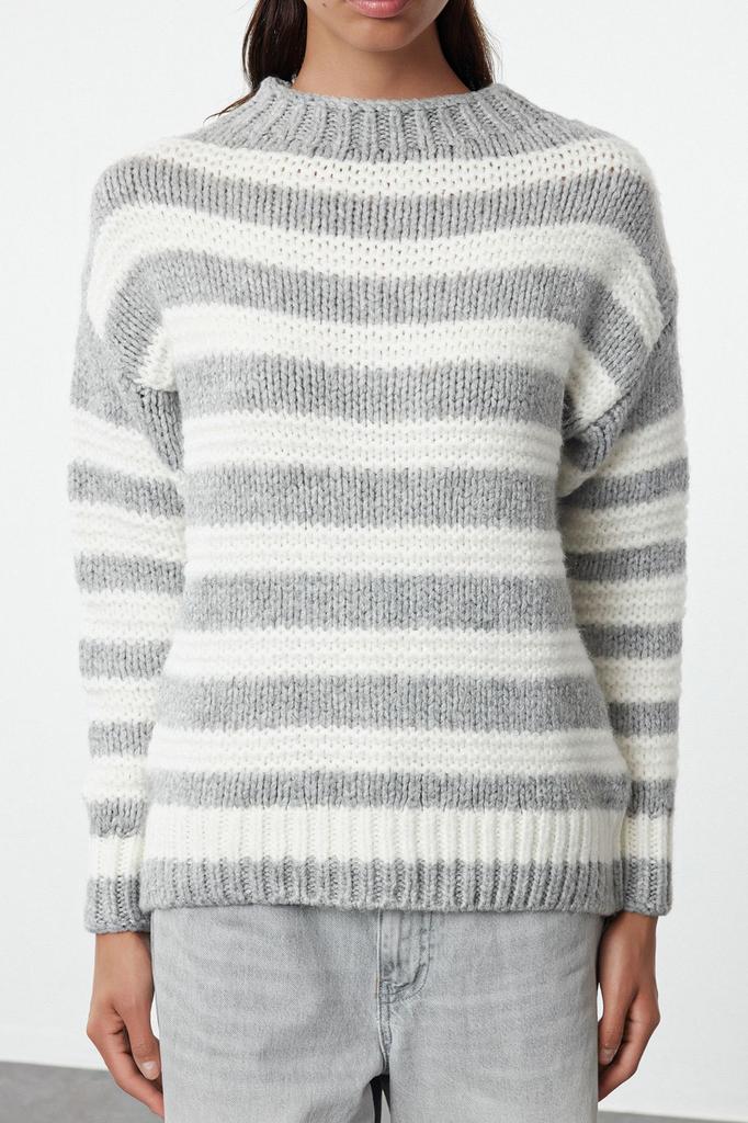 Женский модный стильный свитер, серый цветной трикотаж с круглым вырезом, свитер