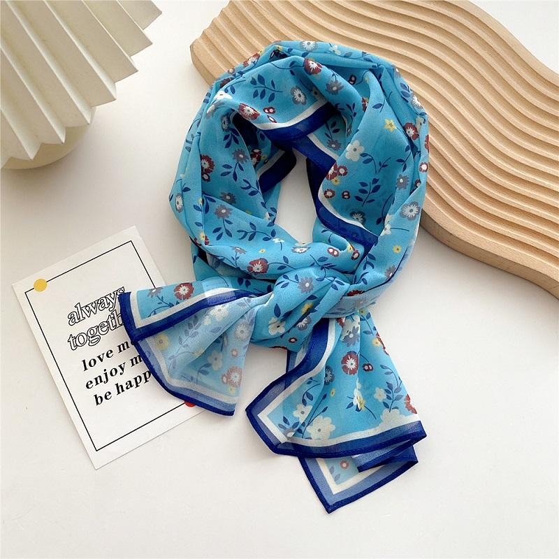 Spring and Summer Fashion Womens Scarf Luxury Designer Beach Scarf Cover-ups Flower Printing Hijab Decorate Scarf