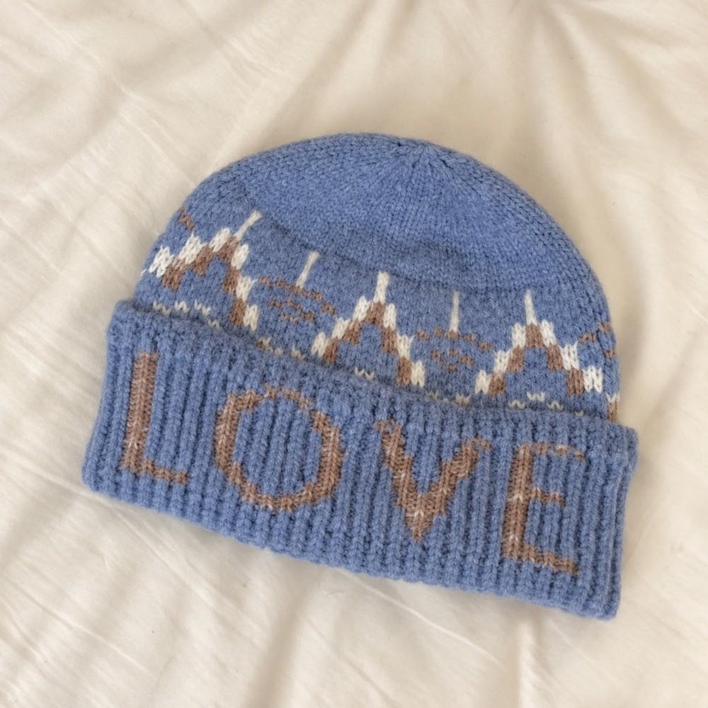 Polyester Slouchy Beanie Knitted Hat Face Slimming Warm Thick Winter Hat For Women
