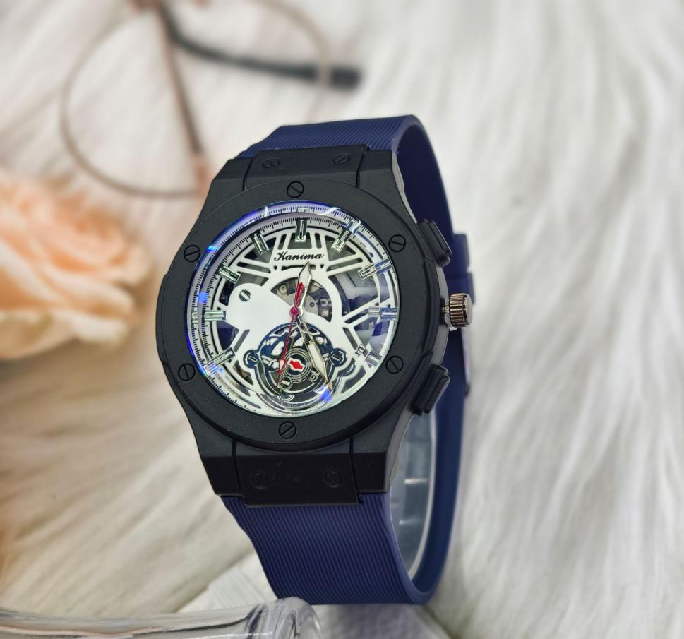 New Fashion Man Luxury Hollow Silicone Watch Men Business Quartz Watches Students Sports Wrist Watches For Gifts Reloj Hombre