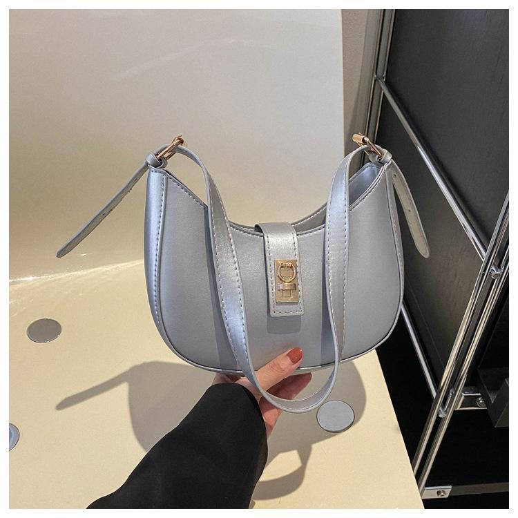 Простая сумка через плечо в стиле ретро 2024 года, новая зимняя сумка для женщин, сумка под мышкой, модная корейская версия, сумка-пельмень, женская сумка