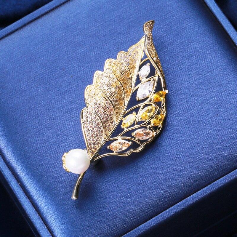 Blucome Luxury Gradient Leaves Brooch Copper Pins Women's Brooch for Coat Suit Bag New Year Gifts