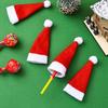 10 шт. Мини-шапочки Санты Рождественские украшения для вечеринки Столовые приборы Набор нож вилка Держатель Карман Леденцы Шапочки Санты Чехол для винной бутылки