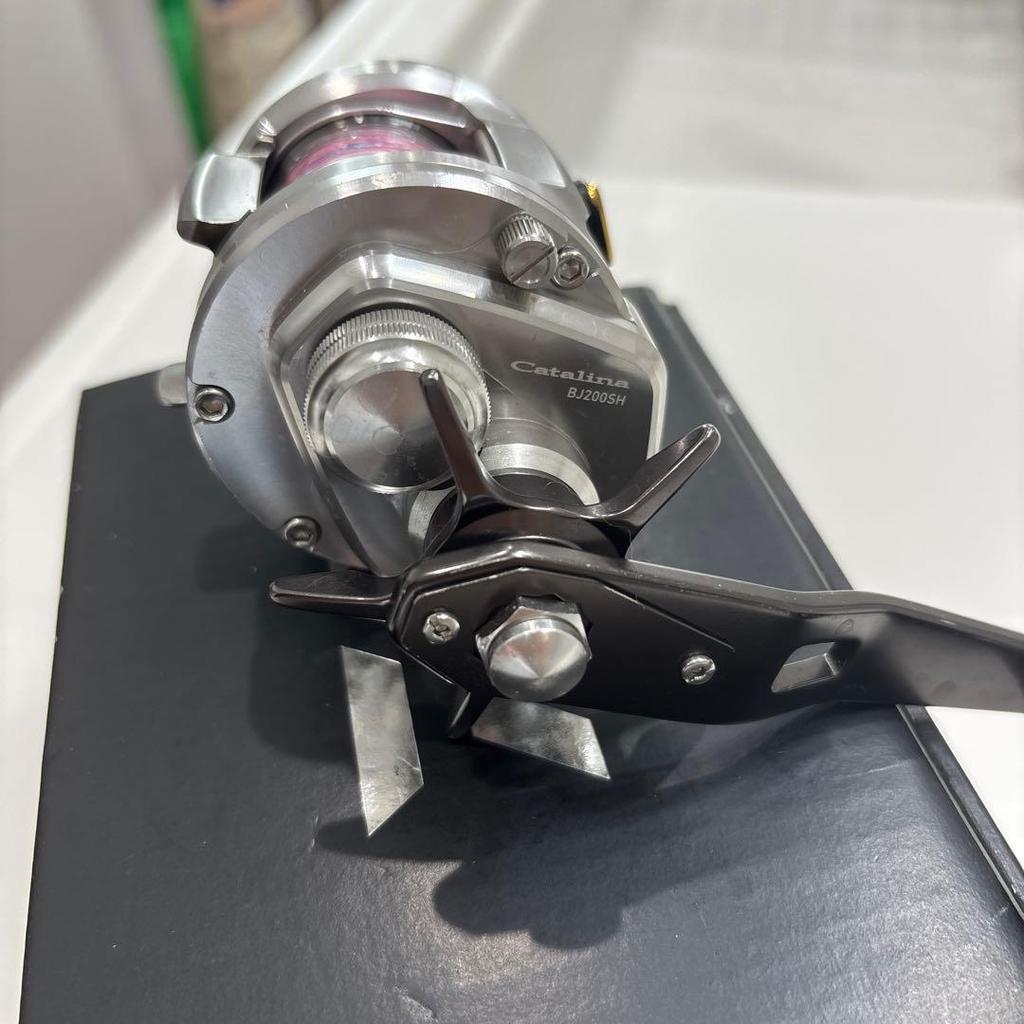 Used [With box] Daiwa 15 Catalina BJ 200SH (right handle)