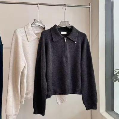 Пуловер Женский Стиль Изысканный Пуговицы из Ракушек Отложной Воротник Длинный Рукав Премиальный Вязаный Свитер на Молнии до Середины