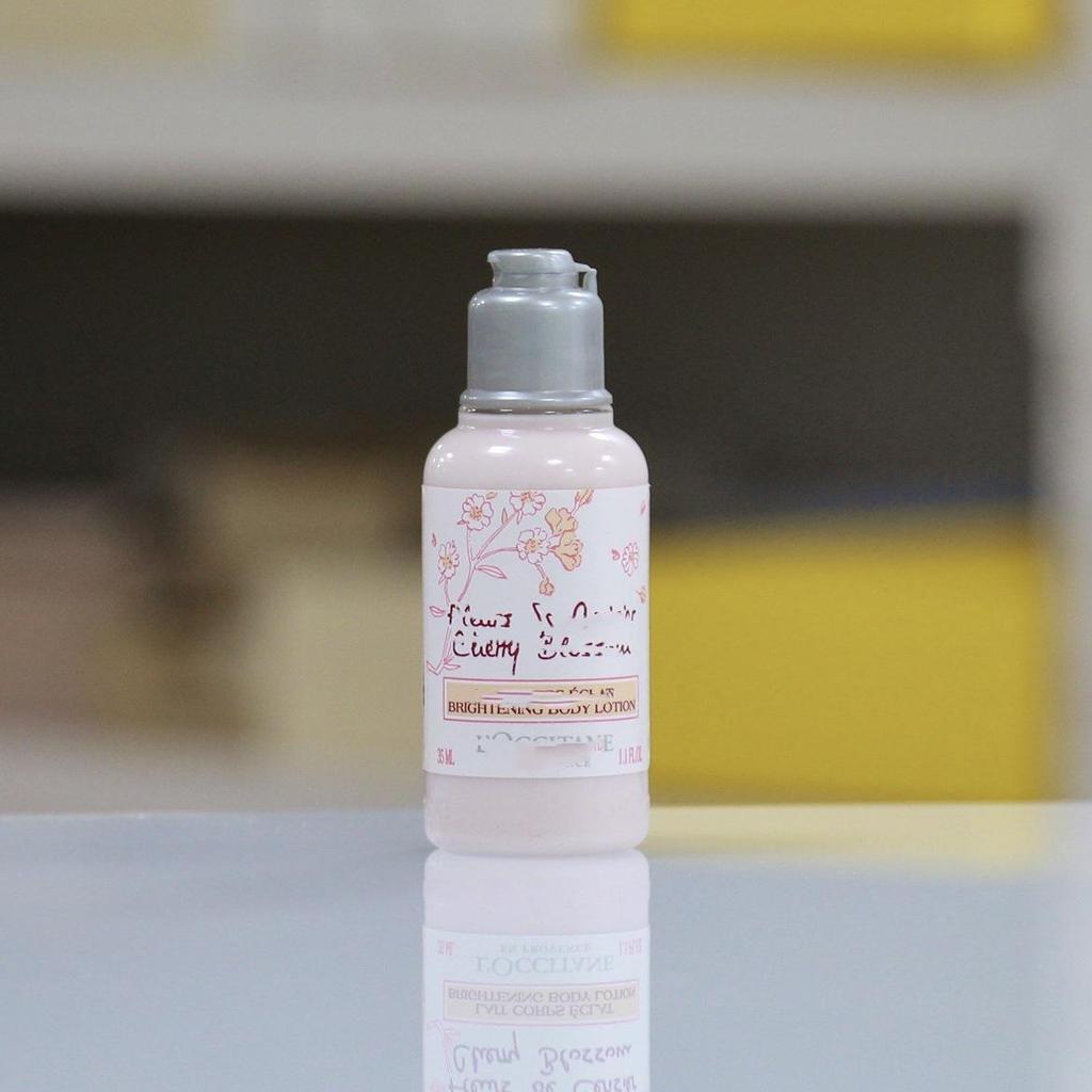 Oushujia Гель для душа и лосьон для тела в дорожном формате 35 мл - Стойкий аромат для гостиничных туалетных принадлежностей