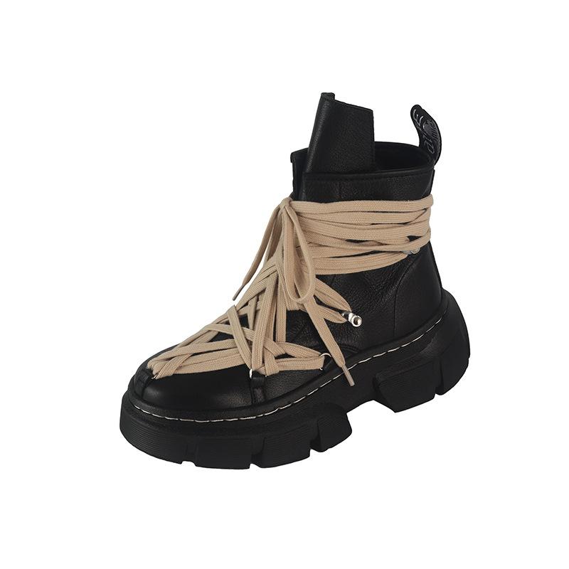Черные Crazy Strap Ботинки Мартинса Женские на Платформе с Подошвой-Маффином Короткие Женские Ботинки Модные Низкорослые Тренд Мотоциклиста Ботинки