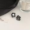 Модные и креативные простые геометрические серьги с инкрустацией цирконами, нейтральные и крутые черные, персонализированные повседневные украшения для вечеринок, подарки