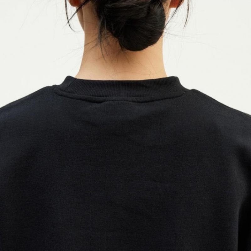 New Balance Футболка с длинным рукавом Kqj Nbnce2S042 19 Женская толстовка с маленьким логотипом